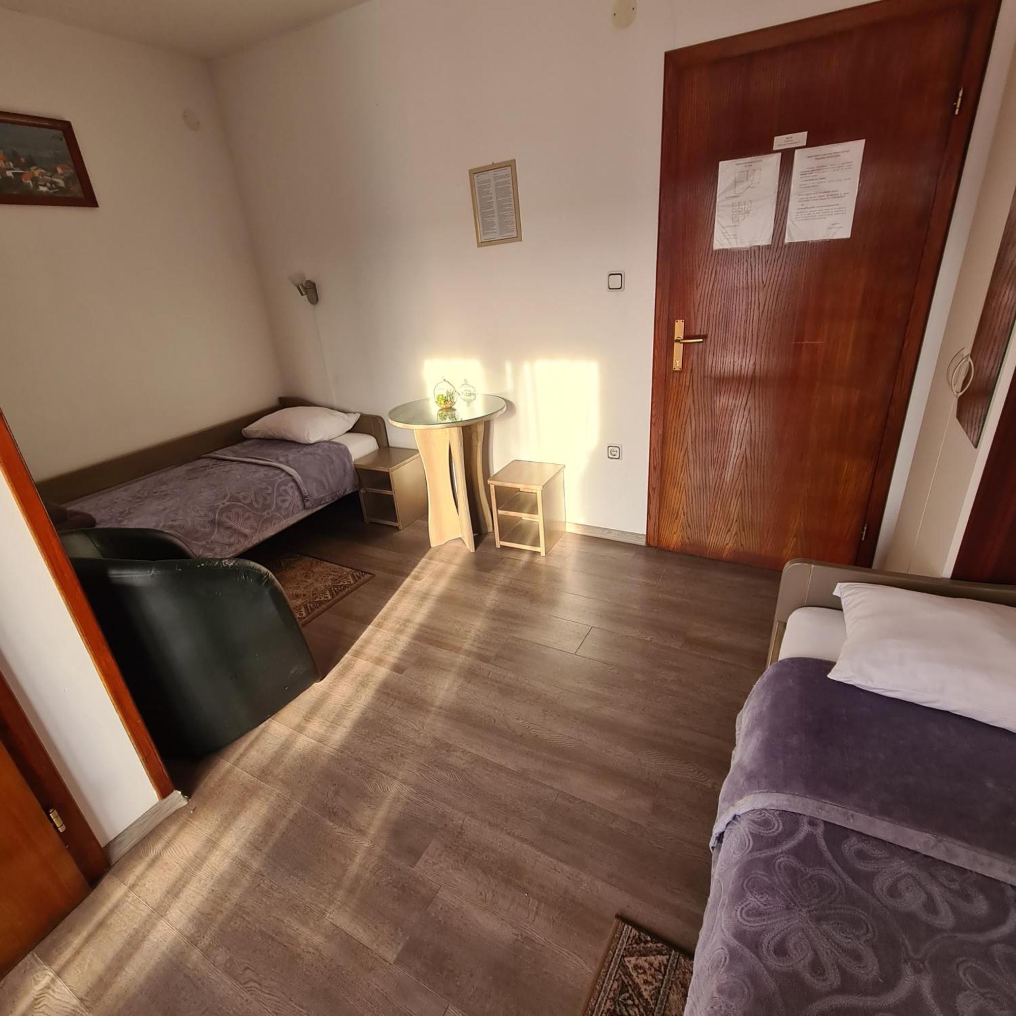 Guesthouse Kod Mosta Karlovac Bagian luar foto